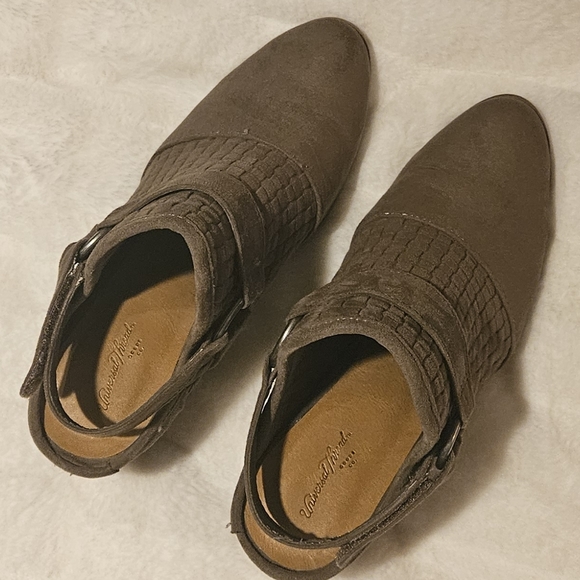 Universal Thread boots - Picture 3 of 10